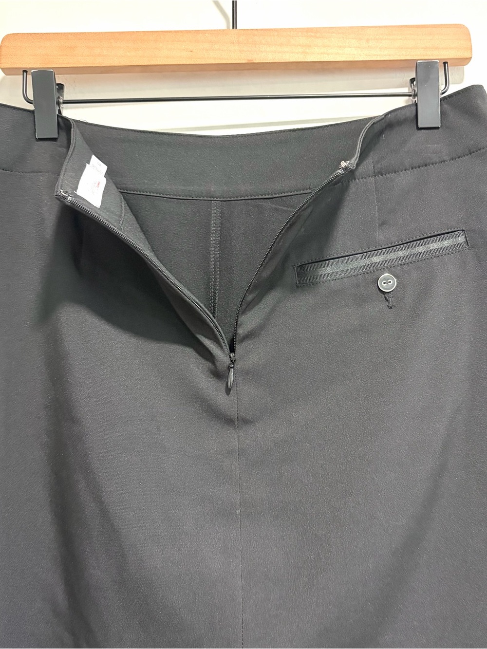 Lady Hagen Essentials Ribbon Trim Pockets Golf Skort - Picture 8 of 11